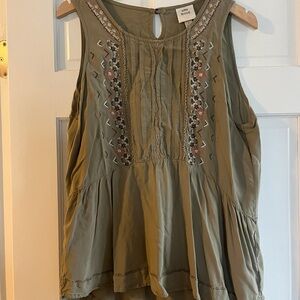 Knox Rose Sage Embroidered Blouse